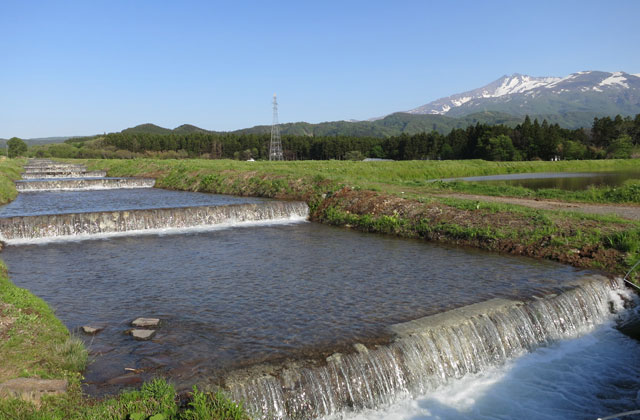 上郷の温水路群